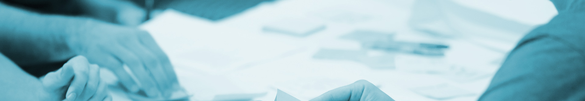 Mindmapping and strategy brainstorm with sticky notes